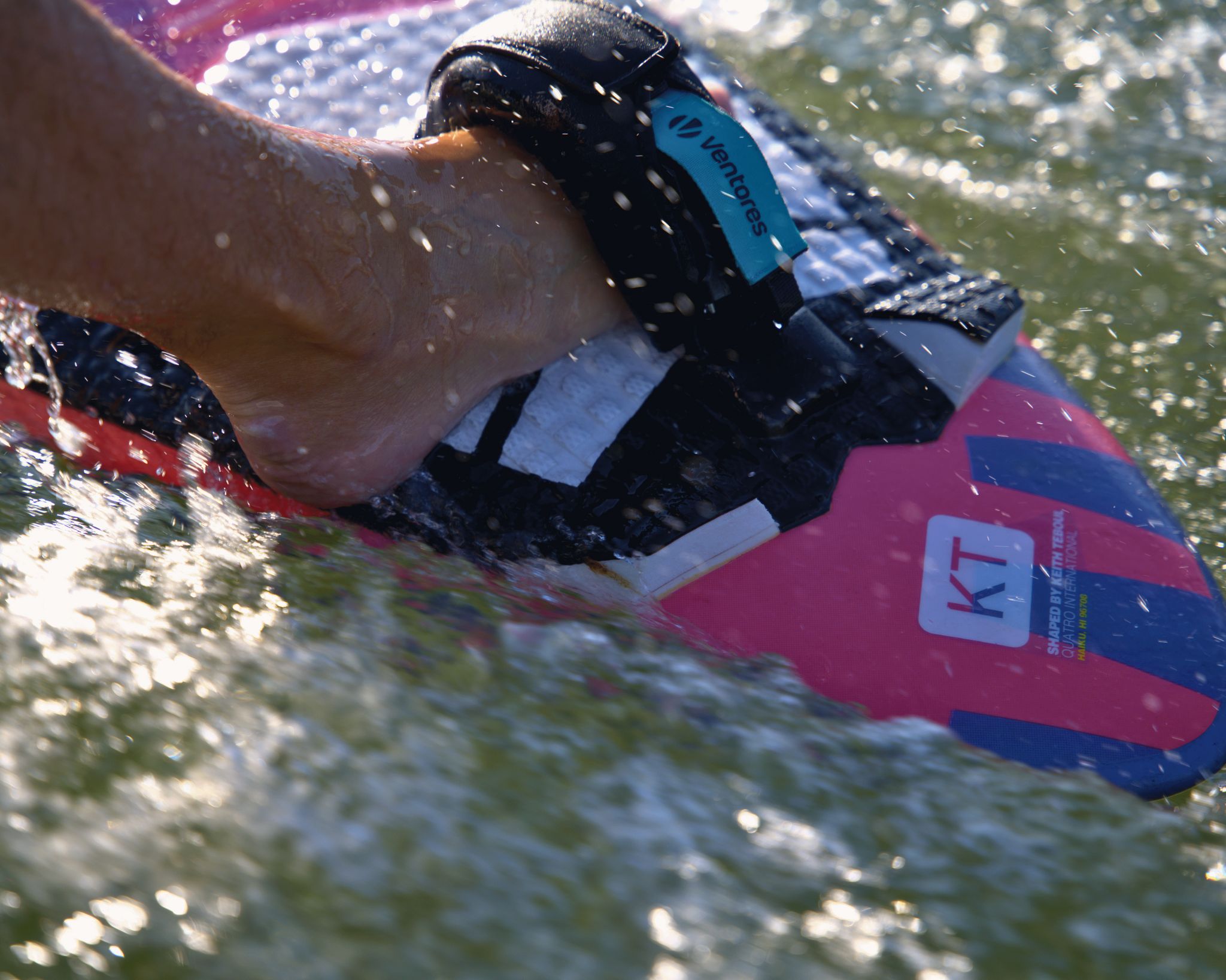 Ventores Safety Footstrap - automatic release system inspired by ski bindings